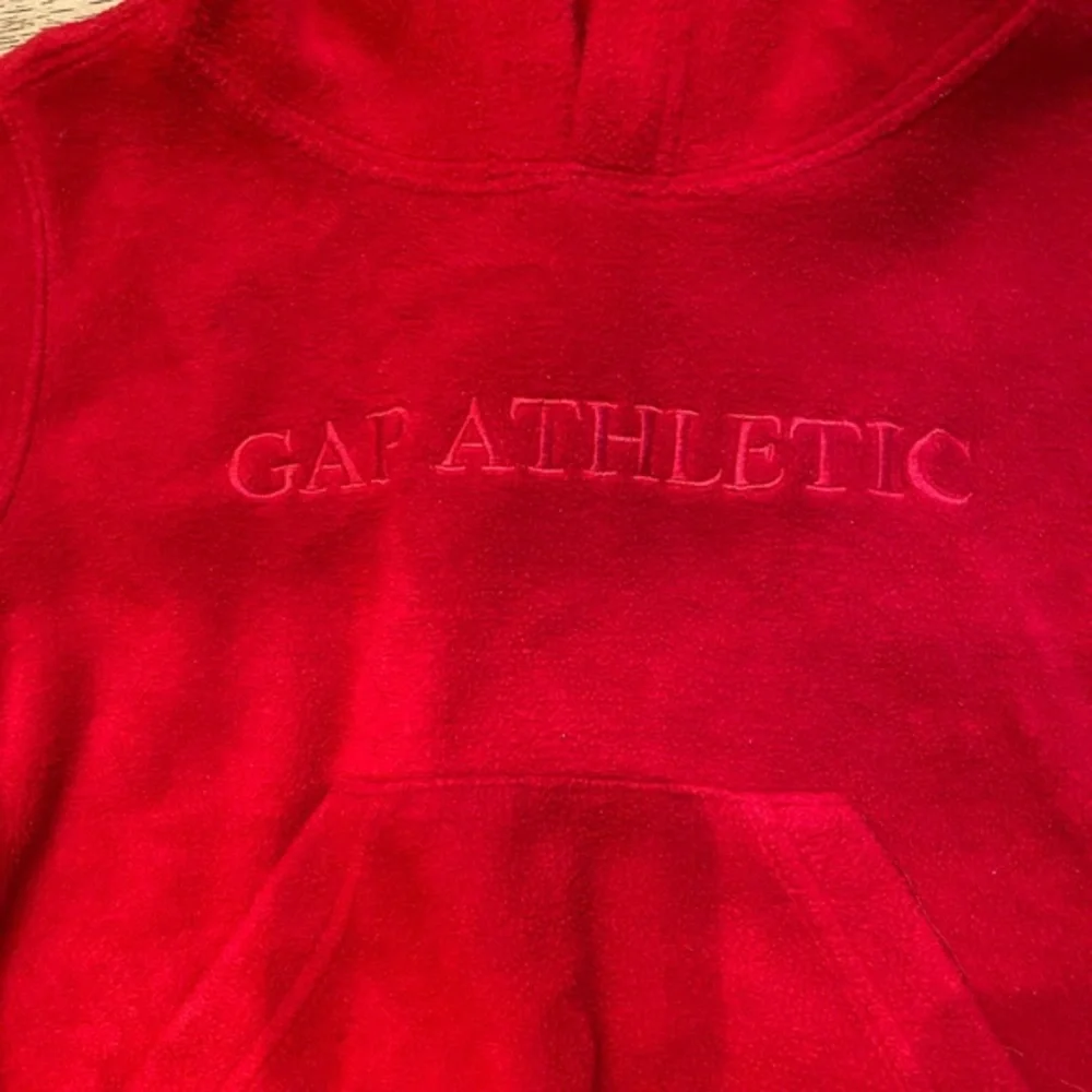 Vintage Baby Gap XL‎ 18-24 Months 100% Polyester Red Hoodie Pullover W/ Pouch